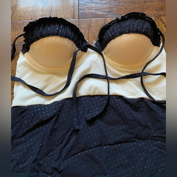 Topshop one piece swimsuit, US 2 - Picture 3 of 4